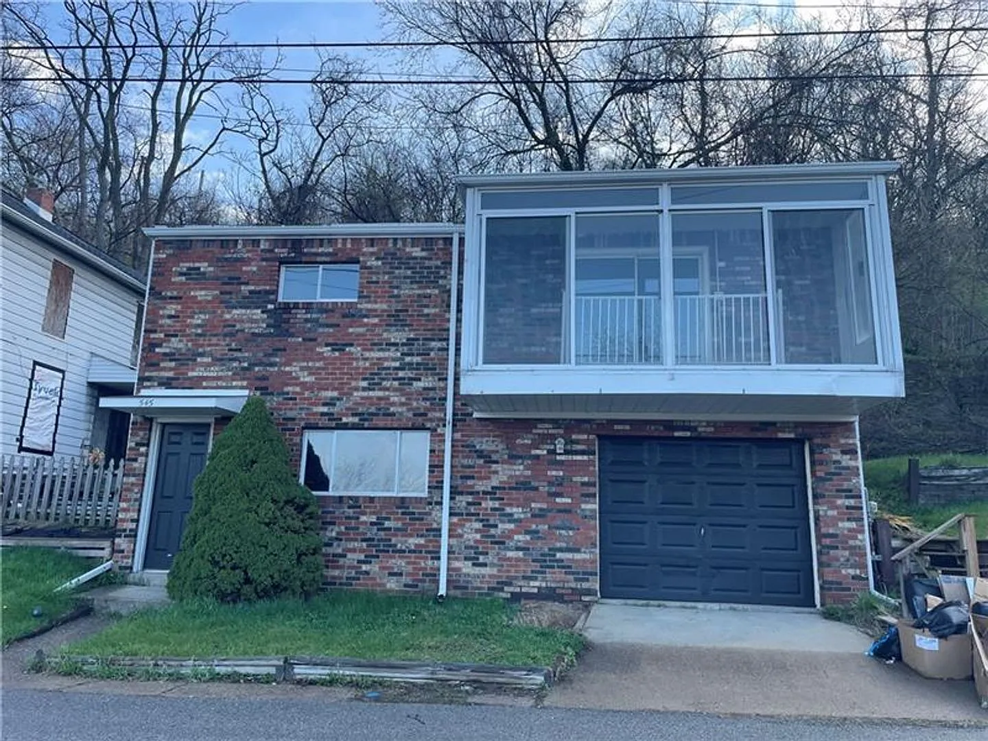2 bedroom 2 bath home in Glassport — Photo 2