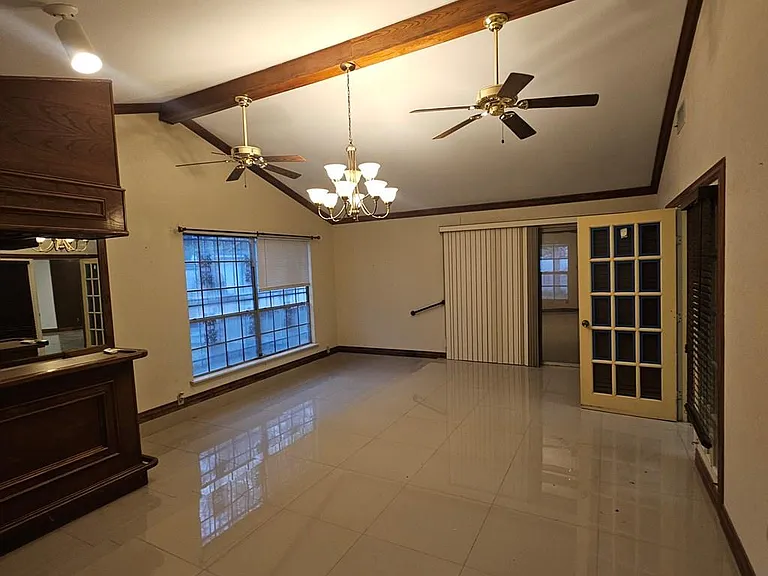 45 Westchester Cir — Photo 7