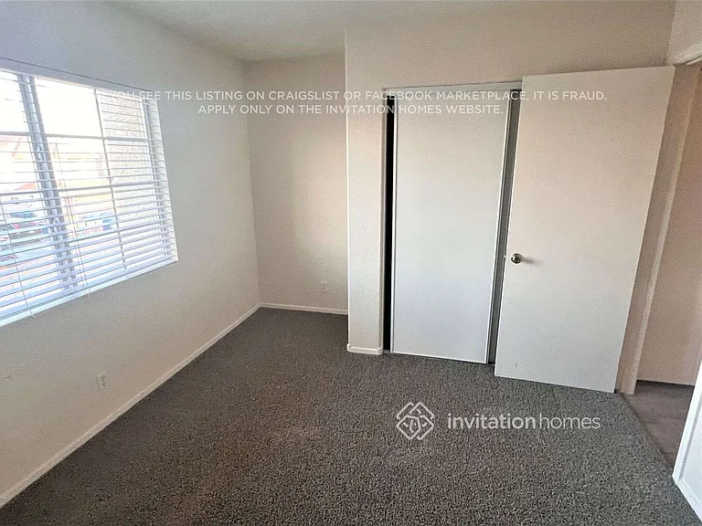 7563 Fairland Ct — Photo 10
