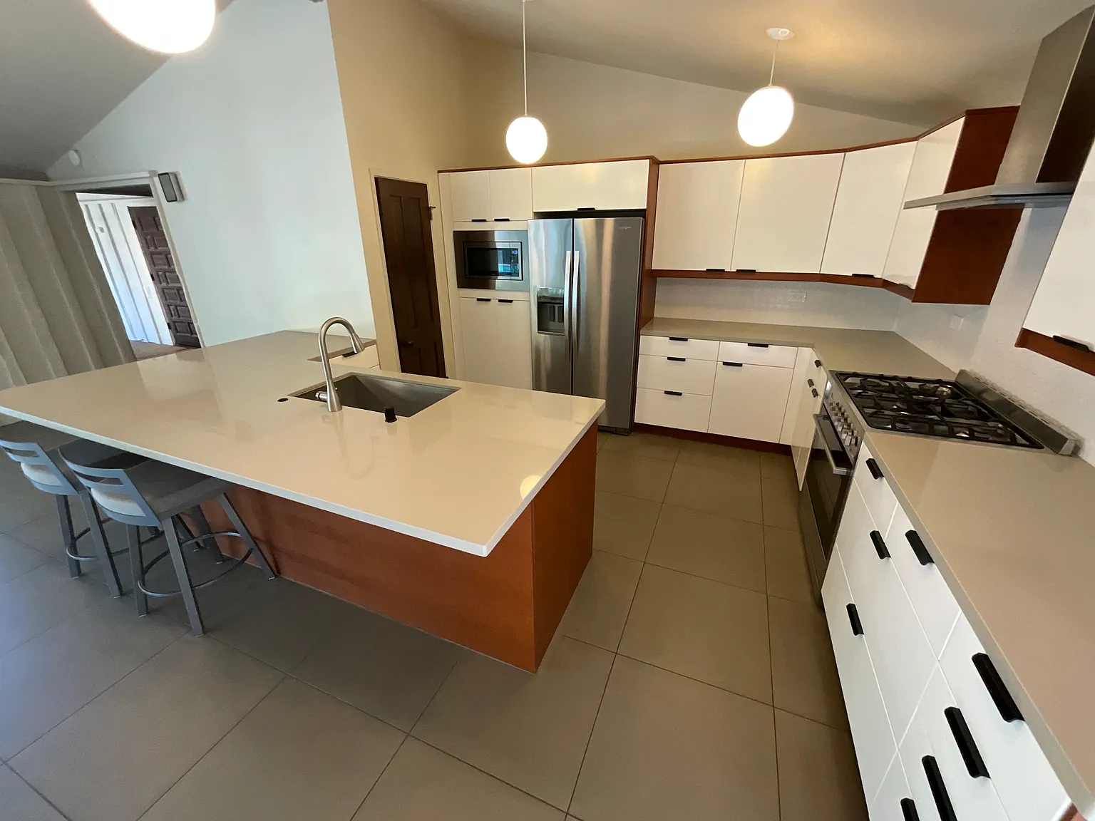 2470 W San Jose Ave — Photo 4