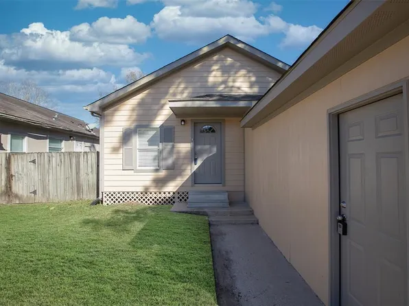 11907 Greensbrook Forest Dr, Houston, TX 77044