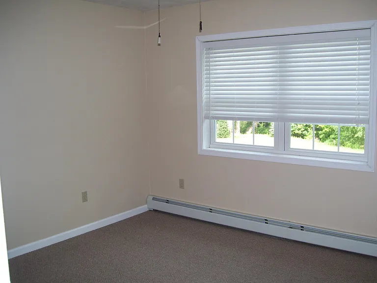 197 Utica St #B — Photo 10