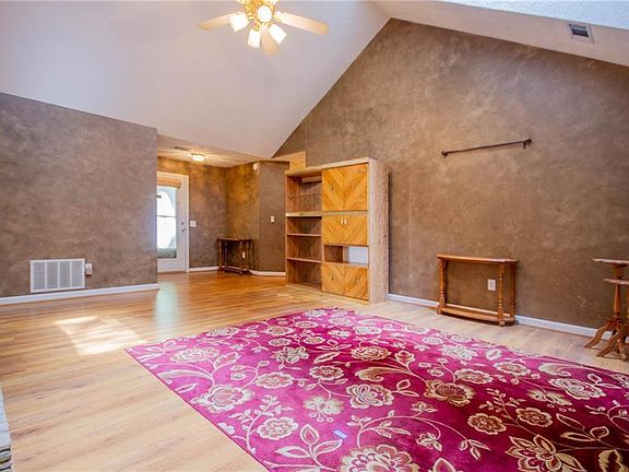 5th image of 1935 Keswick Place Dr