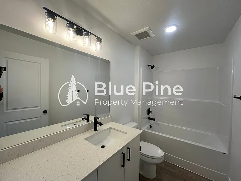 1195 Jaylee Dr #1 — Photo 14