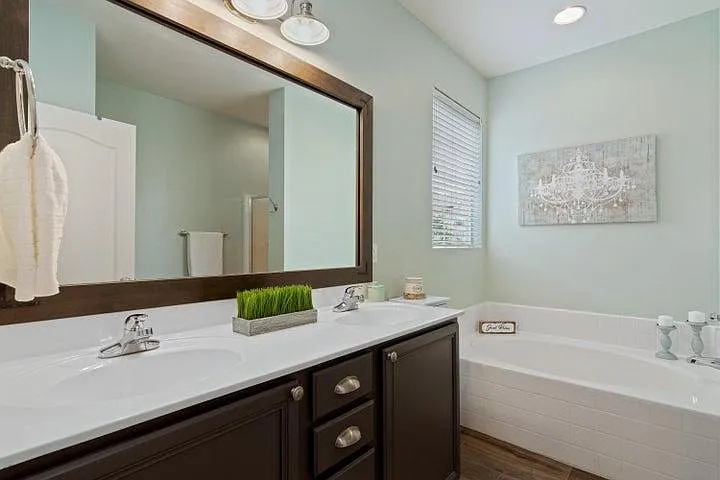401 Peoria Blvd — Photo 22