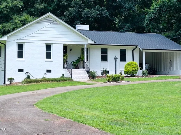 737 Lakeview Dr, Henderson, NC 27536