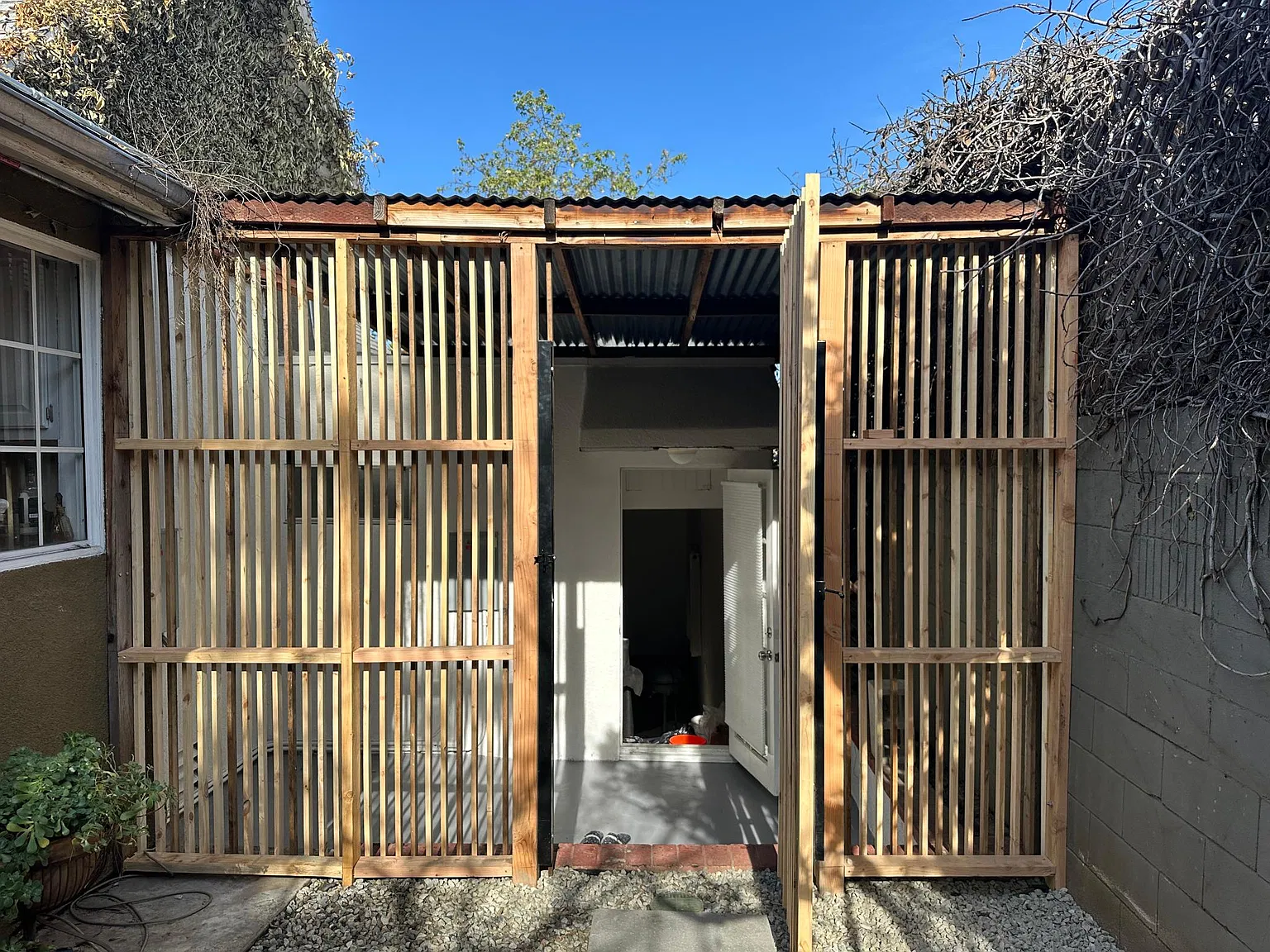 814 N Coronado St — Photo 4