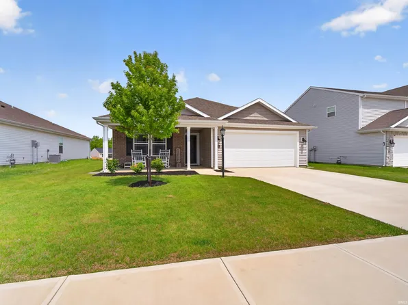 4130 Bradley Dr, Fort Wayne, IN 46818
