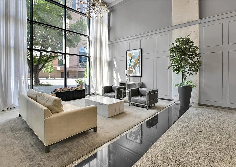 620 Peachtree St NE #1709