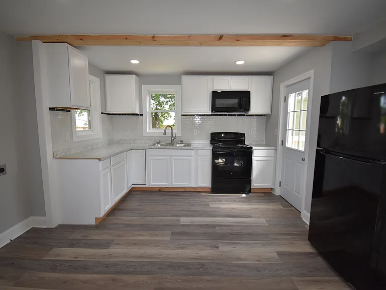 38 N Fairview St — Photo 9