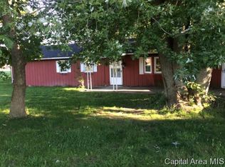 17843 Emmerson Airline, Girard, IL 62640