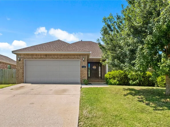 600 W Worchester, Siloam Springs, AR 72761