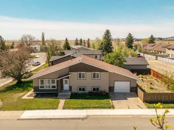 10 E Trent Rd W, Lethbridge, AB T1K 4N2