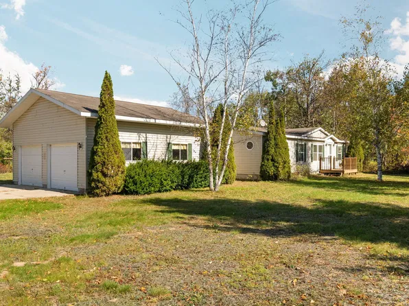 3955 Richlin Dr, Johannesburg, MI 49751