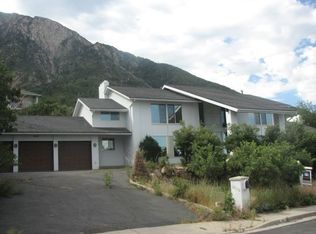 3836 Viewcrest Dr, Holladay, UT 84124