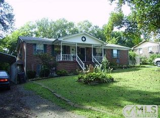 208 Dogwood Ave, Hartsville, TN 37074