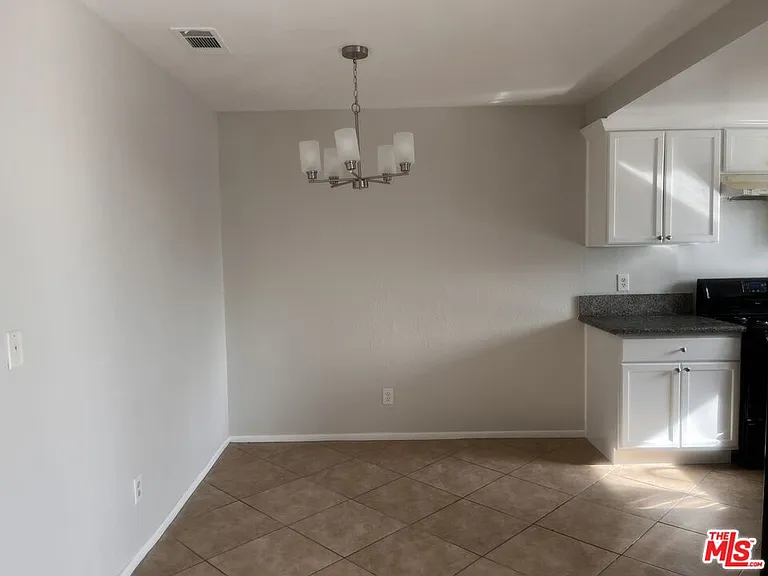 26416 San Jacinto St #26416 — Photo 4