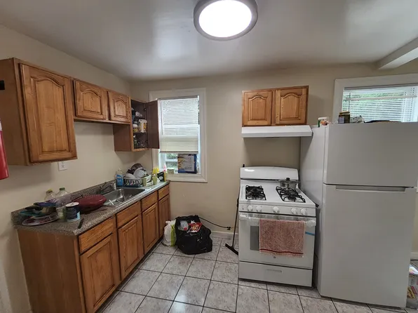 16 Hamilton Ave APT 4, Monticello, NY 12701