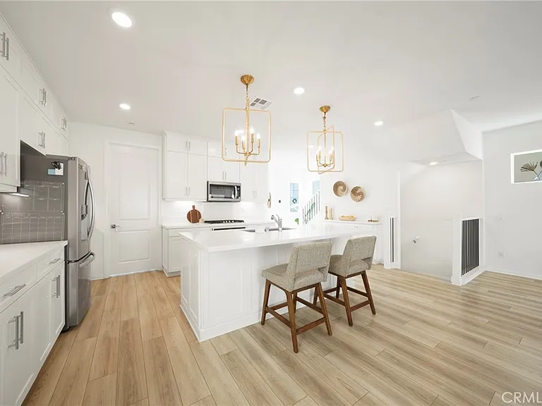 27658 S Heartwood Dr — Photo 13