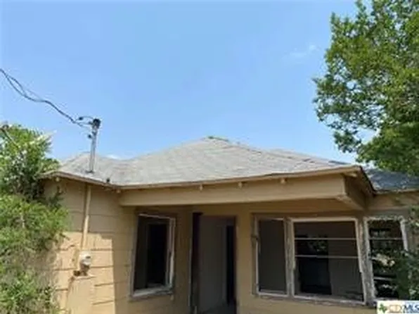 311 Bill St, Marlin, TX 76661