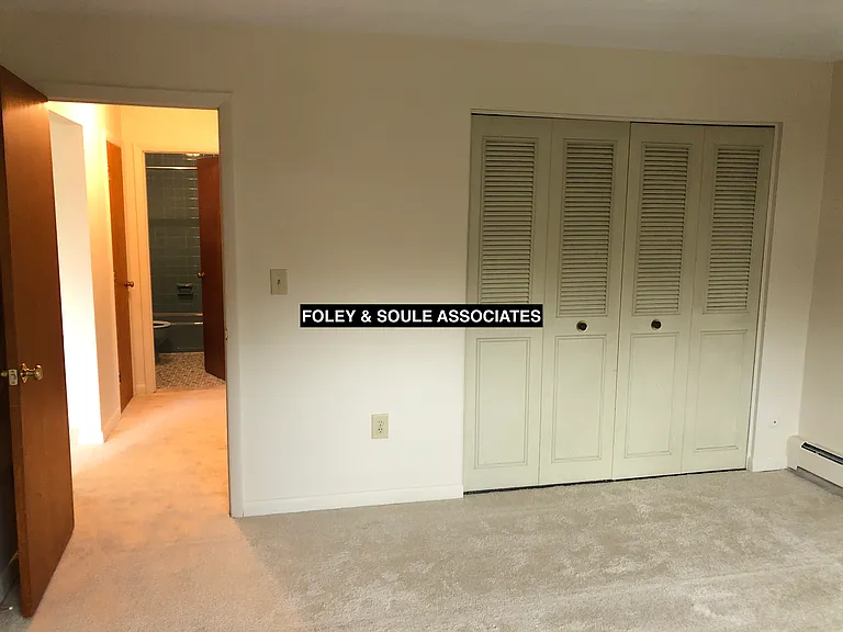 Lexington St Apartments — Photo 88