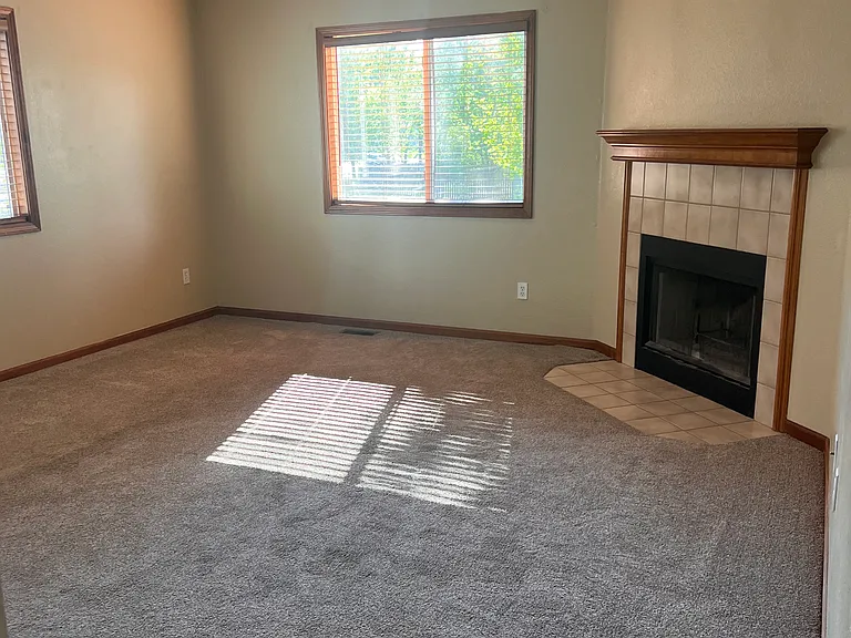 505 Nigel Dr — Photo 8