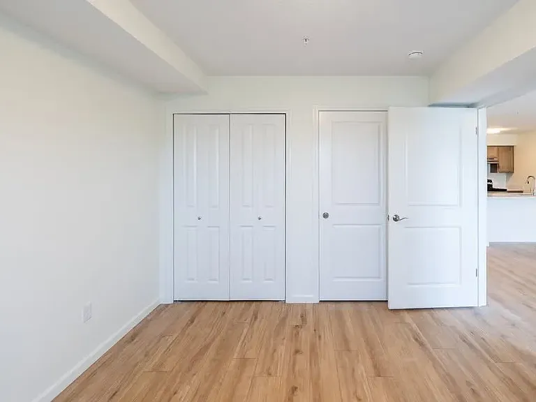 Gateway Apartments — Photo 5