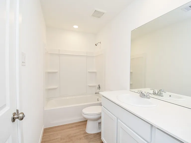 21430 Carosella Dr — Photo 25