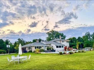 2707 Mavor Ln, Highland Park, IL