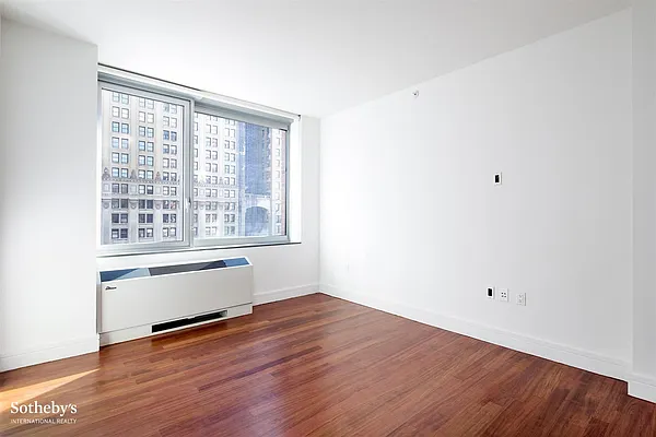 Sold by Sotheby's International Realty | media 4