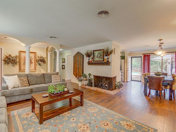 5th image of 2507 Hill Dr