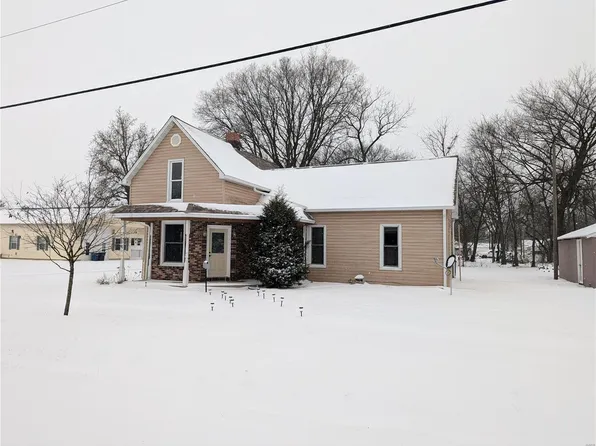 521 Charles Ave, Greenville, IL 62246