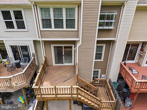 5th image of 11531 Hill Meade Ln