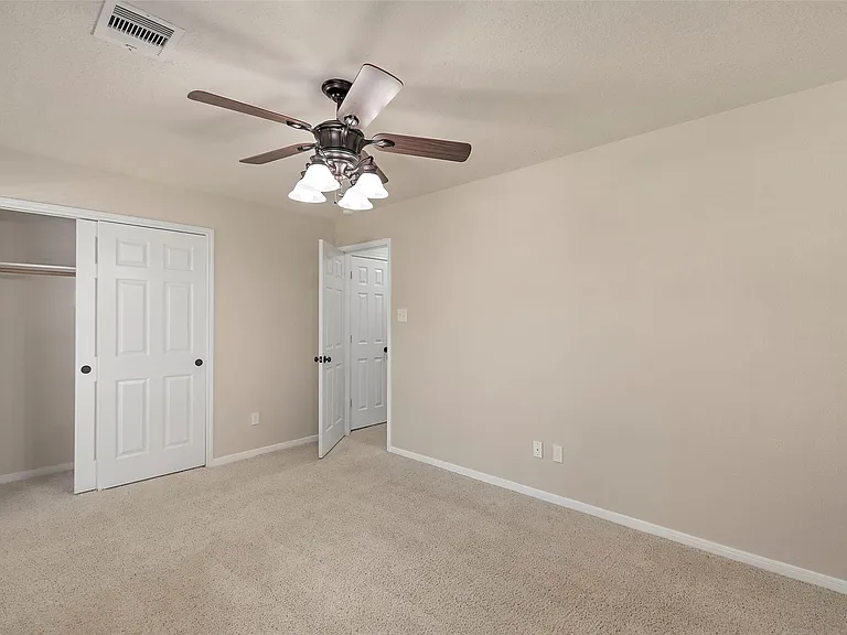 19218 Dawntreader Dr — Photo 9