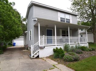 1412 Adelaide St, Midland, MI 48640