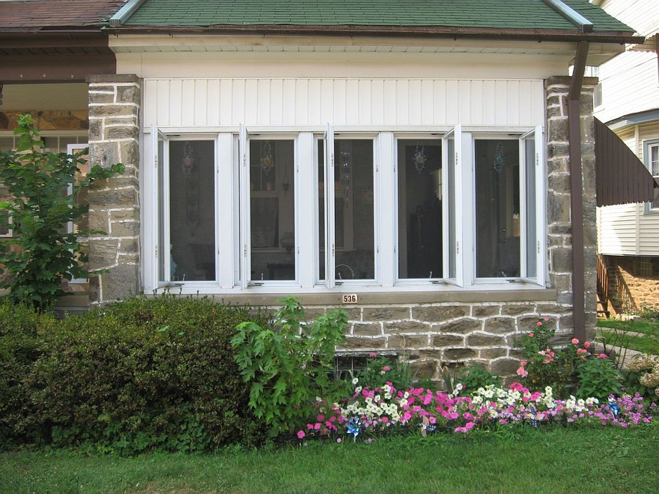 1st image of 536 Woodland Ave
