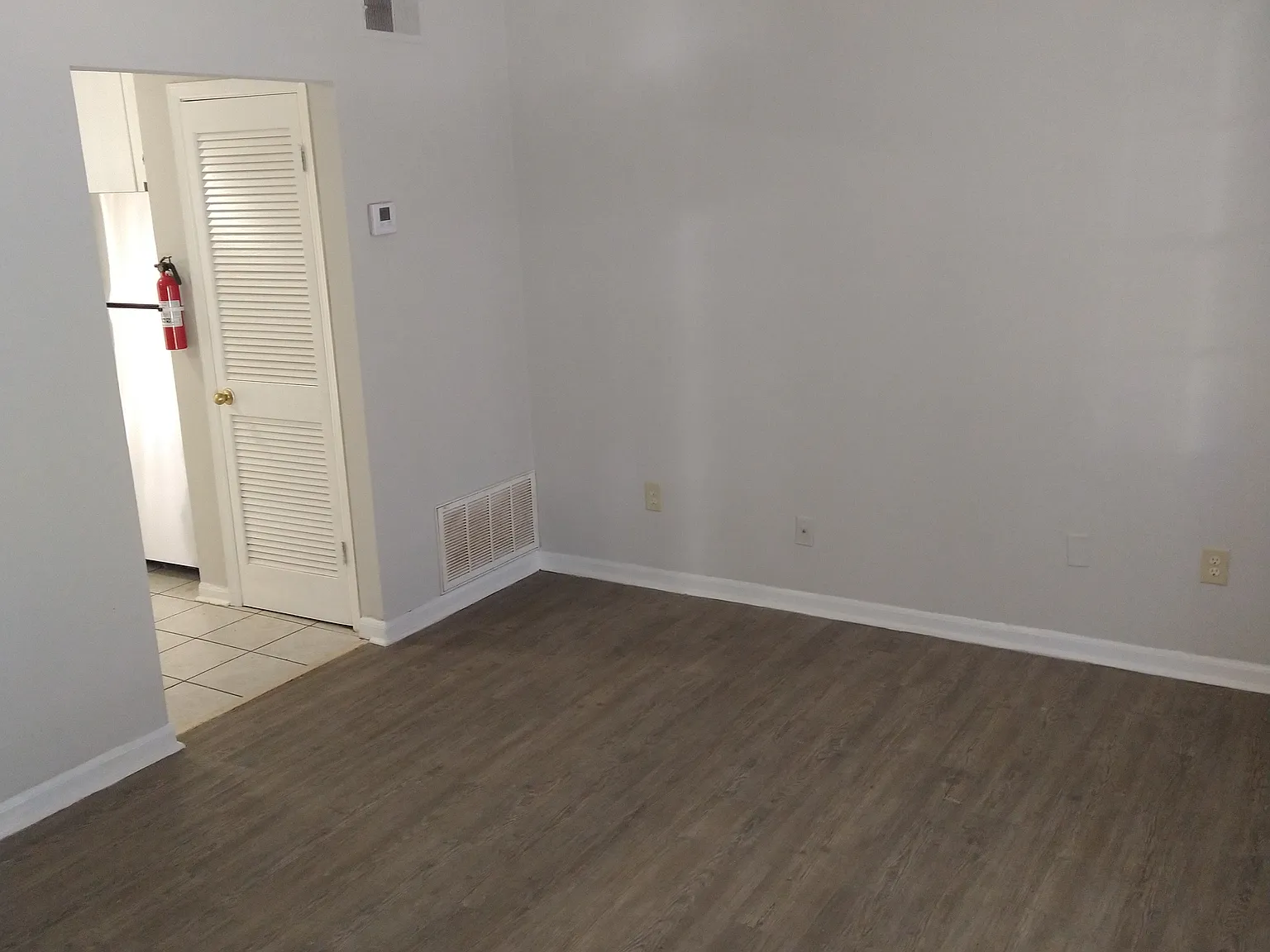 2 bed, 900 sqft, $1,350 — Photo 3