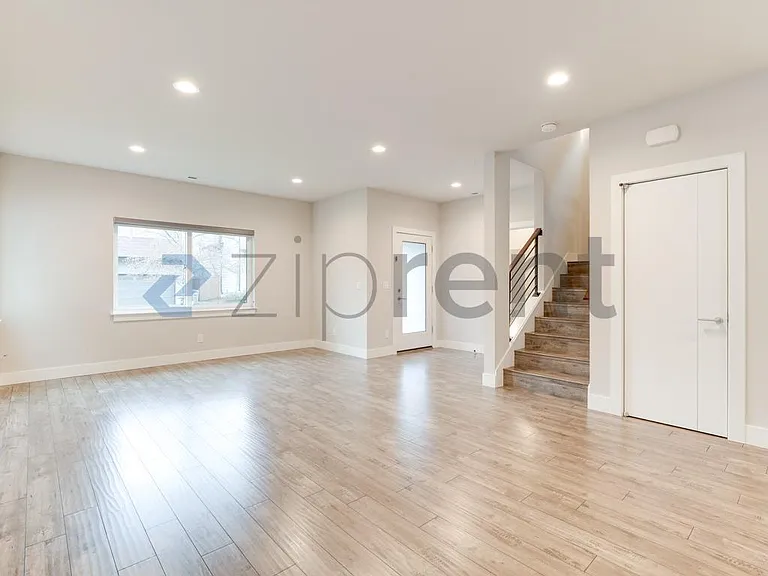 12220 SE 251st Pl — Photo 3