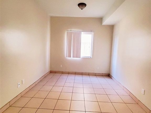 4th image of 316 S New Hampshire Ave APT 107