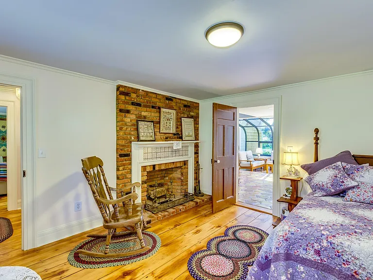 8295 Main Rd — Photo 5