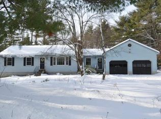 2 Gibson Dr, Litchfield, NH 03052