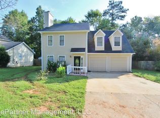 670 Carriage Ln, Lawrenceville, GA 30046