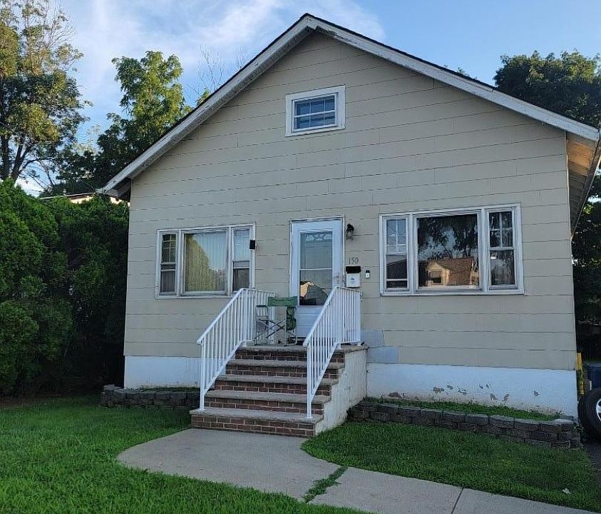 1st image of 148 Pineview Ter