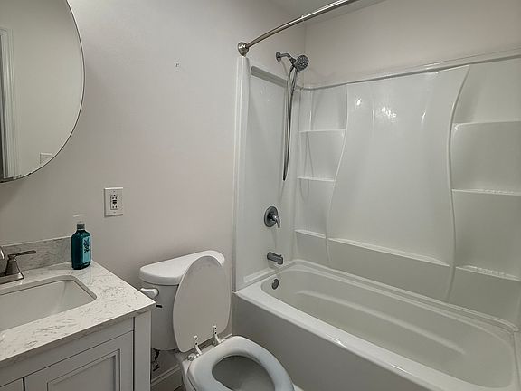 2nd image of 25 Pembrook Ln #1
