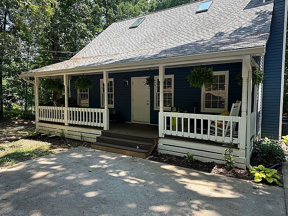 3rd image of 3500 Pope Rd