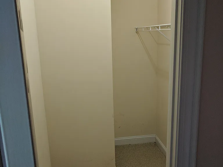 5609 Fairview Rd #6 — Photo 14