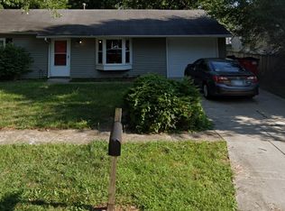 3204 Sylvan Dr, Champaign, IL 61821