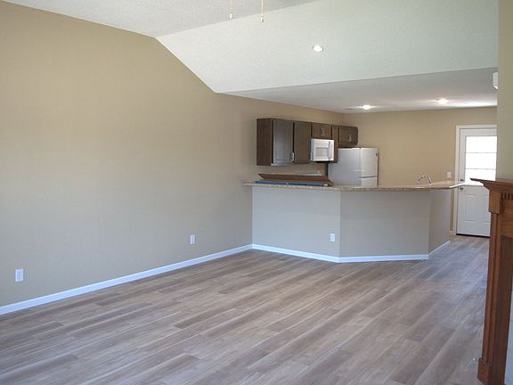 3rd image of 1309-1311 Godas Dr #1309