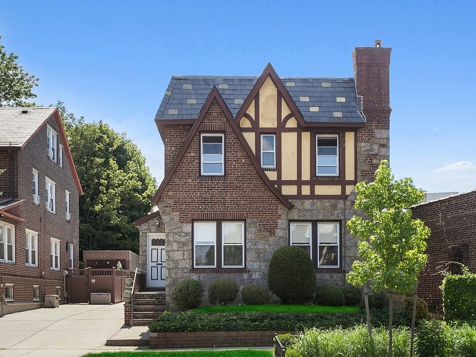 1st image of 9814 Ascan Ave