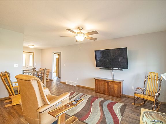 5th image of 1616 Meadow Ridge Ct